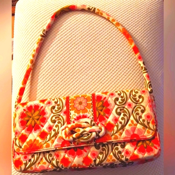 Vera Bradley Knot Just a Clutch Shoulder Handbag Call Me Coral - Picture 1 of 7